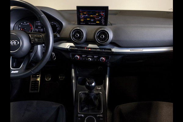 Audi Q2 30 TFSI 2x S-line / 116pk / Trekhaak / Cruise control / Clima