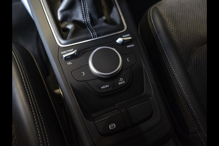 Audi Q2 30 TFSI 2x S-line / 116pk / Trekhaak / Cruise control / Clima