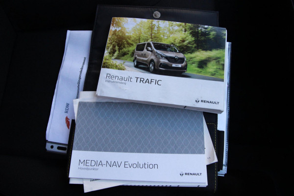 Renault Trafic 1.6 dCi T29 121PK L2H1 Comfort / Camera / Trekhaak / Navi