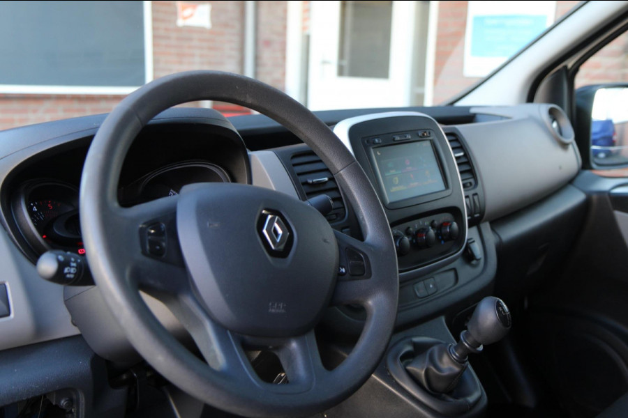 Renault Trafic 1.6 dCi T29 121PK L2H1 Comfort / Camera / Trekhaak / Navi