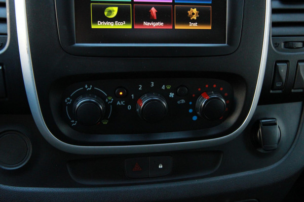 Renault Trafic 1.6 dCi T29 121PK L2H1 Comfort / Camera / Trekhaak / Navi