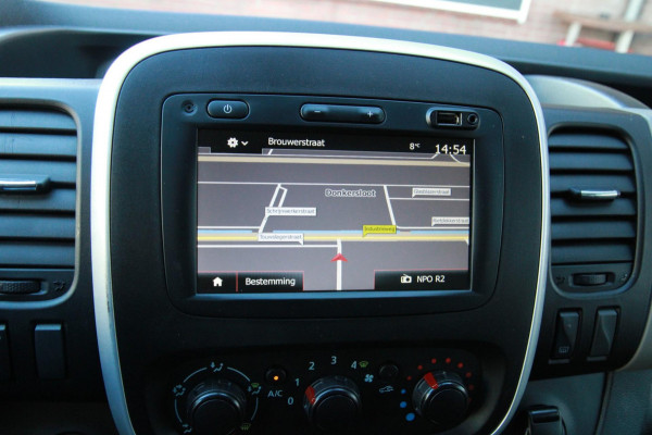 Renault Trafic 1.6 dCi T29 121PK L2H1 Comfort / Camera / Trekhaak / Navi