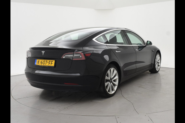 Tesla Model 3 60 kWh RWD *BTW* + LEDER | AUTOPILOT | PANORAMA | 3 CAMERA'S