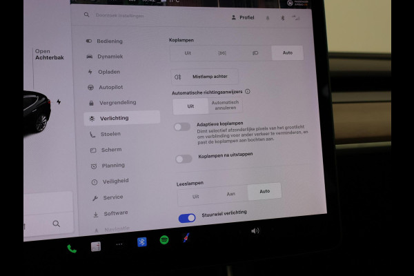 Tesla Model 3 60 kWh RWD *BTW* + LEDER | AUTOPILOT | PANORAMA | 3 CAMERA'S