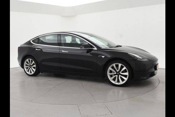 Tesla Model 3 60 kWh RWD *BTW* + LEDER | AUTOPILOT | PANORAMA | 3 CAMERA'S
