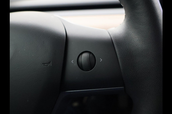 Tesla Model 3 60 kWh RWD *BTW* + LEDER | AUTOPILOT | PANORAMA | 3 CAMERA'S