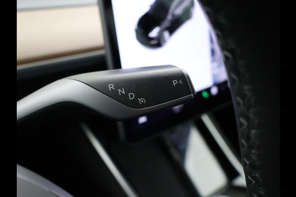 Tesla Model 3 60 kWh RWD *BTW* + LEDER | AUTOPILOT | PANORAMA | 3 CAMERA'S