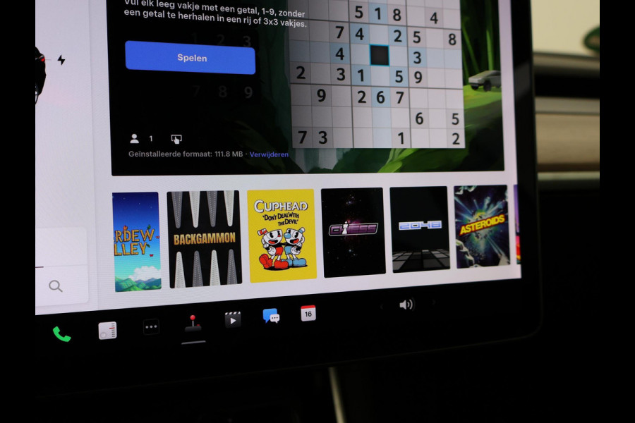 Tesla Model 3 60 kWh RWD *BTW* + LEDER | AUTOPILOT | PANORAMA | 3 CAMERA'S