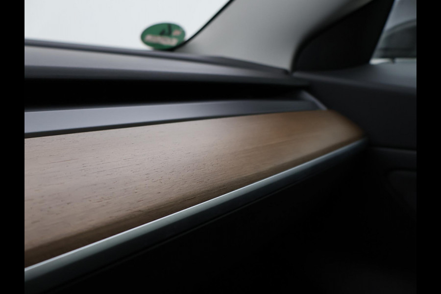 Tesla Model 3 60 kWh RWD *BTW* + LEDER | AUTOPILOT | PANORAMA | 3 CAMERA'S