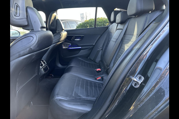 Mercedes-Benz C-Klasse 300 de 4MATIC AMG Line Panoramadak Adaptive Cruise Burmester Full Ambient