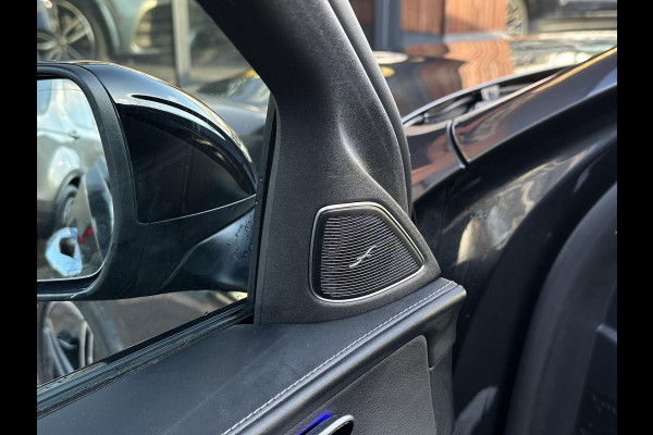 Mercedes-Benz C-Klasse 300 de 4MATIC AMG Line Panoramadak Adaptive Cruise Burmester Full Ambient