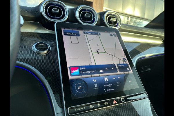 Mercedes-Benz C-Klasse 300 de 4MATIC AMG Line Panoramadak Adaptive Cruise Burmester Full Ambient