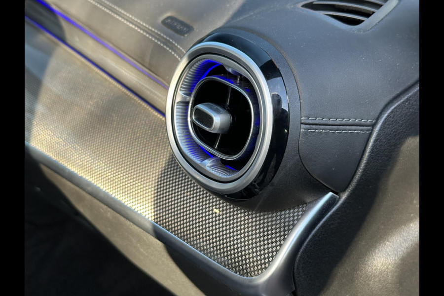 Mercedes-Benz C-Klasse 300 de 4MATIC AMG Line Panoramadak Adaptive Cruise Burmester Full Ambient