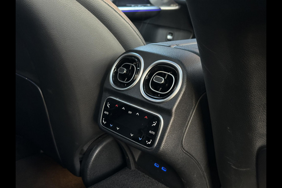 Mercedes-Benz C-Klasse 300 de 4MATIC AMG Line Panoramadak Adaptive Cruise Burmester Full Ambient