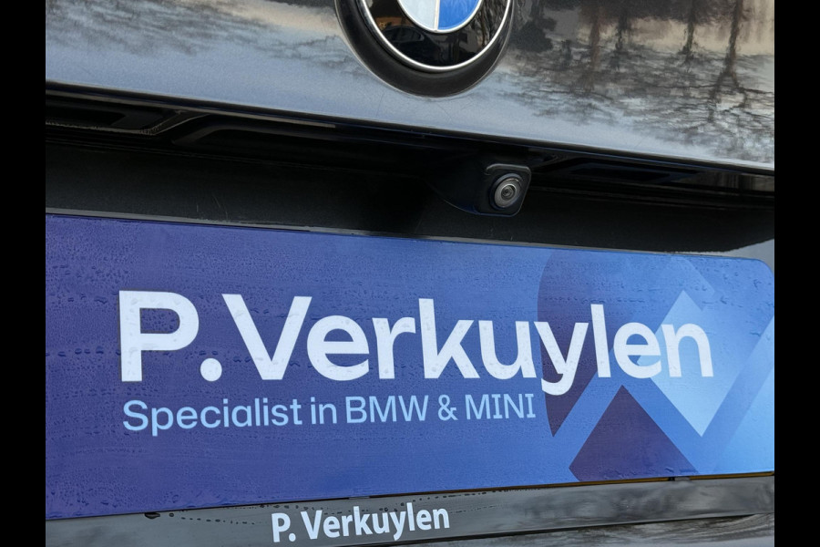 BMW 5 Serie Touring 520i High Executive | LUXURY LINE | PANORAMA | TREKHAAK | LEDER | COMFORT STOELEN |