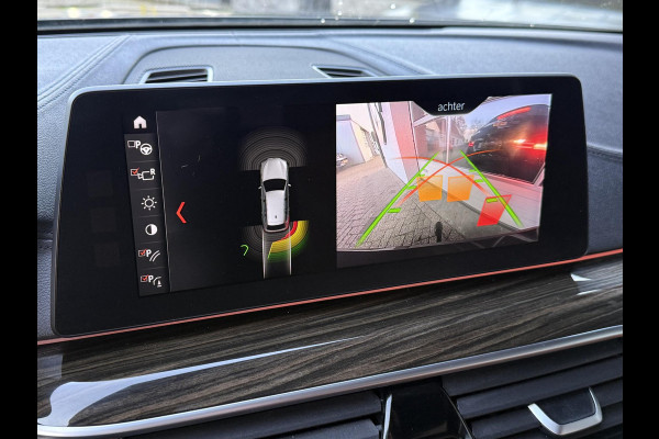 BMW 5 Serie Touring 520i High Executive | LUXURY LINE | PANORAMA | TREKHAAK | LEDER | COMFORT STOELEN |