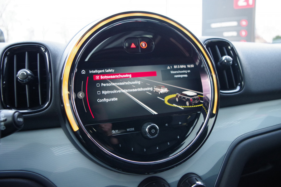 MINI Countryman 1.5 221 PK Cooper S E ALL4 Untamed Edition PHEV, Panoramadak, Harman/Kardon