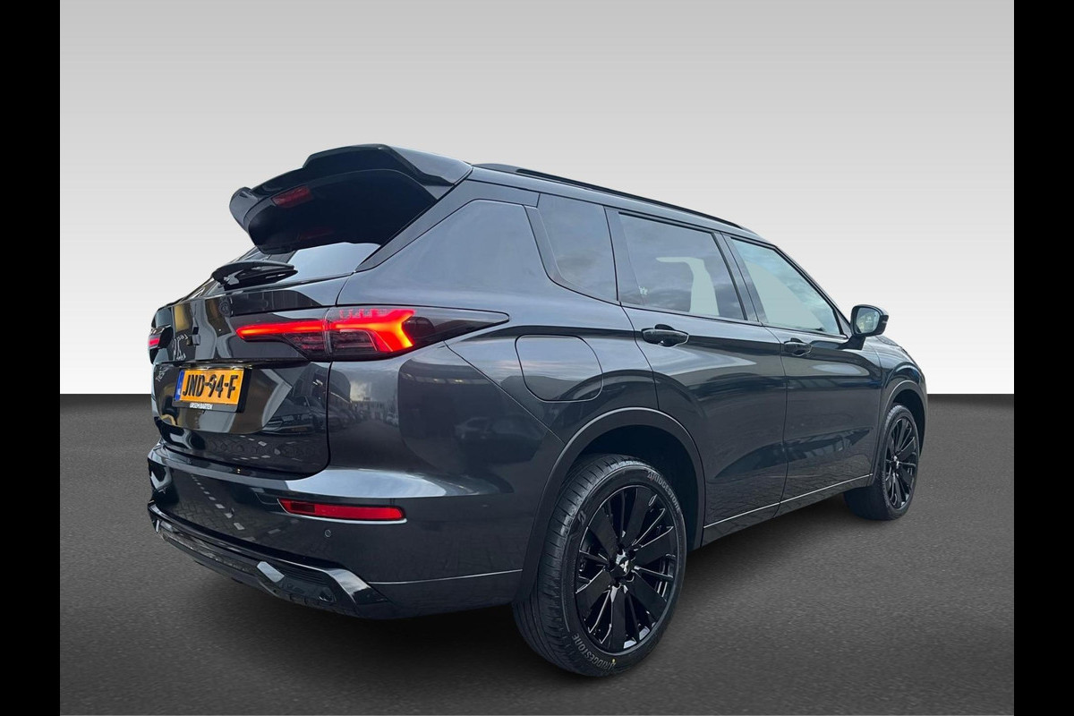 Mitsubishi Outlander 2.4 PHEV Instyle+ | Black badge edition |
