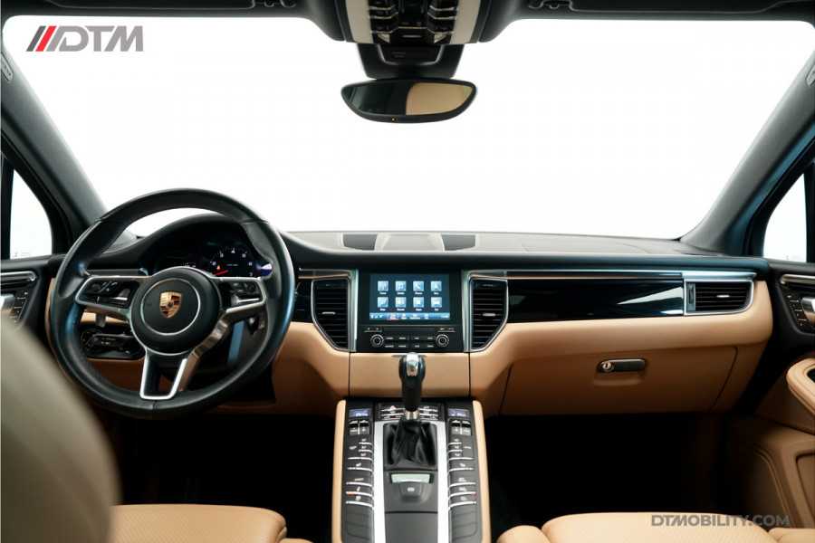 Porsche Macan 2.0 | Panoramadak | Elektrische Trekhaak | Keyless