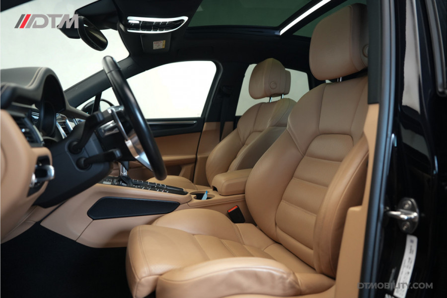 Porsche Macan 2.0 | Panoramadak | Elektrische Trekhaak | Keyless