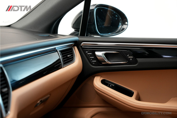 Porsche Macan 2.0 | Panoramadak | Elektrische Trekhaak | Keyless