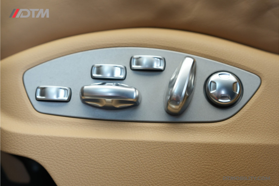 Porsche Macan 2.0 | Panoramadak | Elektrische Trekhaak | Keyless