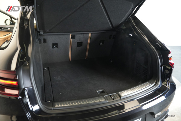 Porsche Macan 2.0 | Panoramadak | Elektrische Trekhaak | Keyless