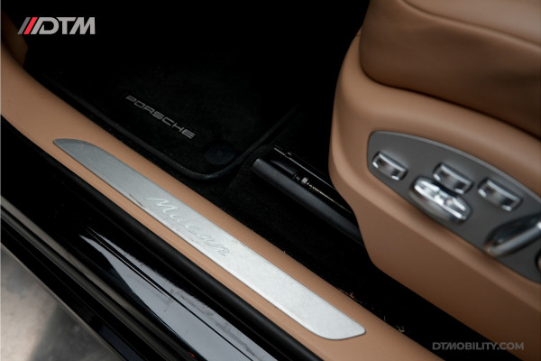 Porsche Macan 2.0 | Panoramadak | Elektrische Trekhaak | Keyless