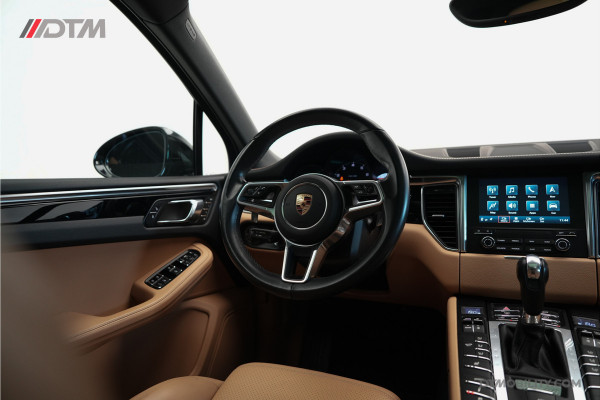 Porsche Macan 2.0 | Panoramadak | Elektrische Trekhaak | Keyless