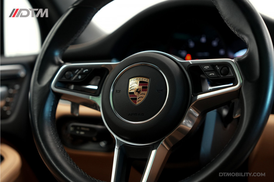 Porsche Macan 2.0 | Panoramadak | Elektrische Trekhaak | Keyless