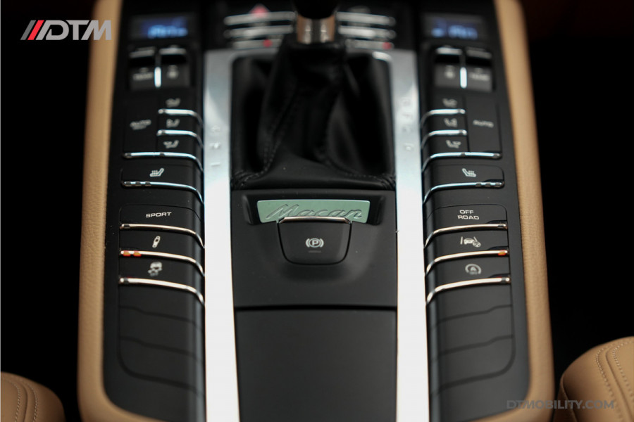 Porsche Macan 2.0 | Panoramadak | Elektrische Trekhaak | Keyless