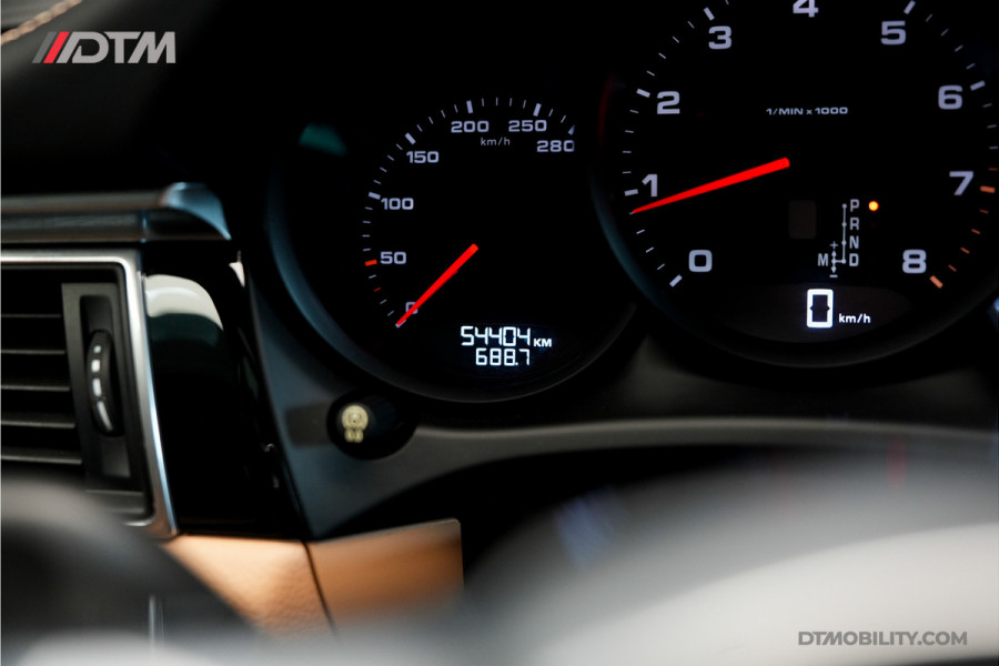 Porsche Macan 2.0 | Panoramadak | Elektrische Trekhaak | Keyless