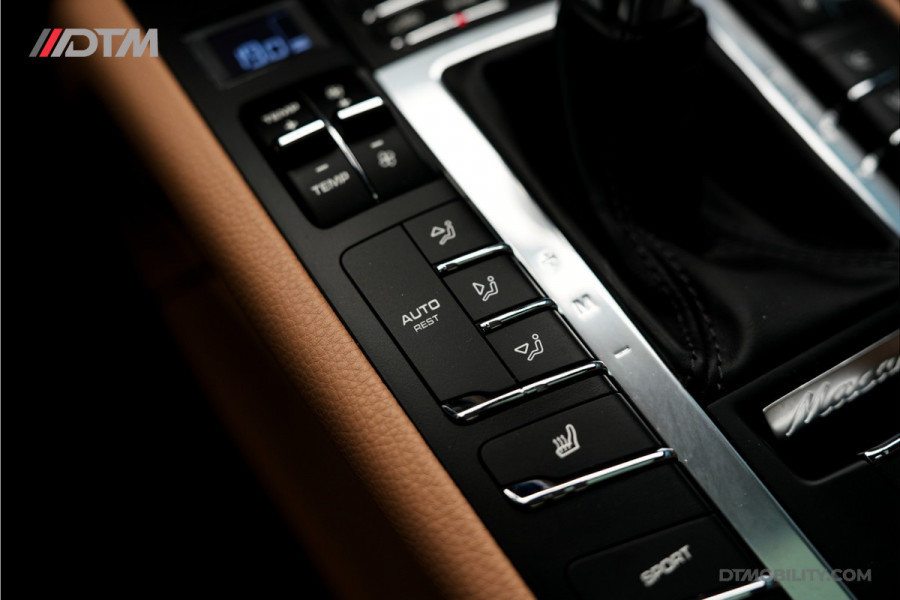 Porsche Macan 2.0 | Panoramadak | Elektrische Trekhaak | Keyless