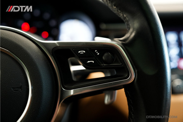 Porsche Macan 2.0 | Panoramadak | Elektrische Trekhaak | Keyless