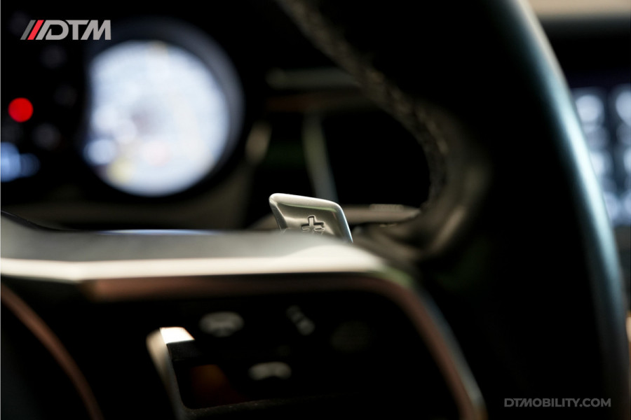 Porsche Macan 2.0 | Panoramadak | Elektrische Trekhaak | Keyless