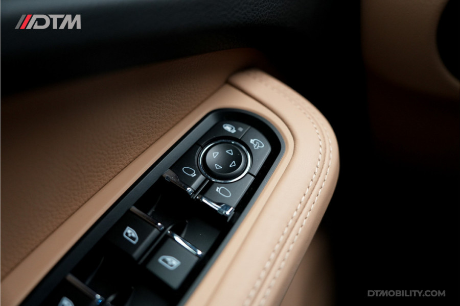 Porsche Macan 2.0 | Panoramadak | Elektrische Trekhaak | Keyless