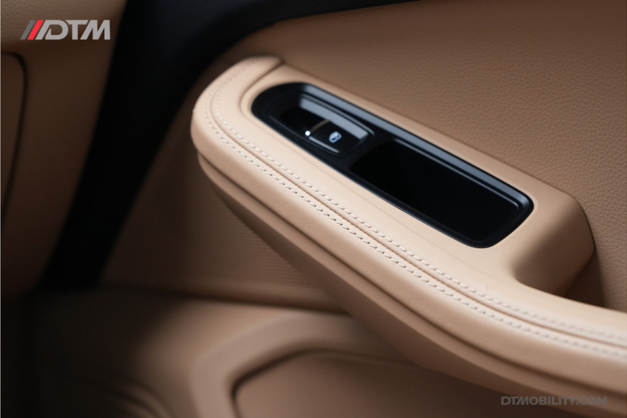 Porsche Macan 2.0 | Panoramadak | Elektrische Trekhaak | Keyless