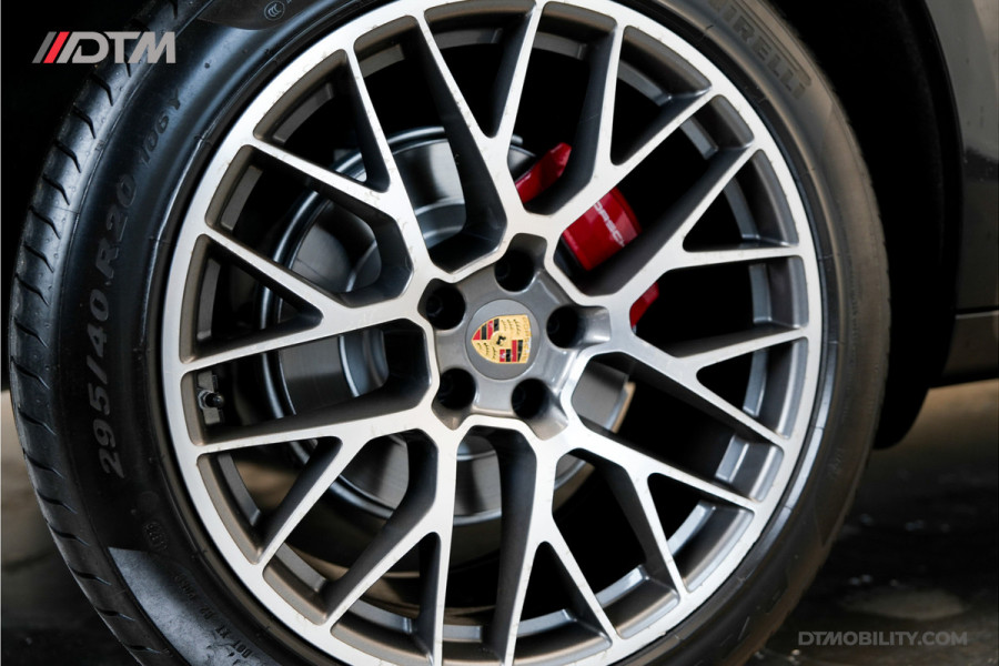 Porsche Macan 2.0 | Panoramadak | Elektrische Trekhaak | Keyless