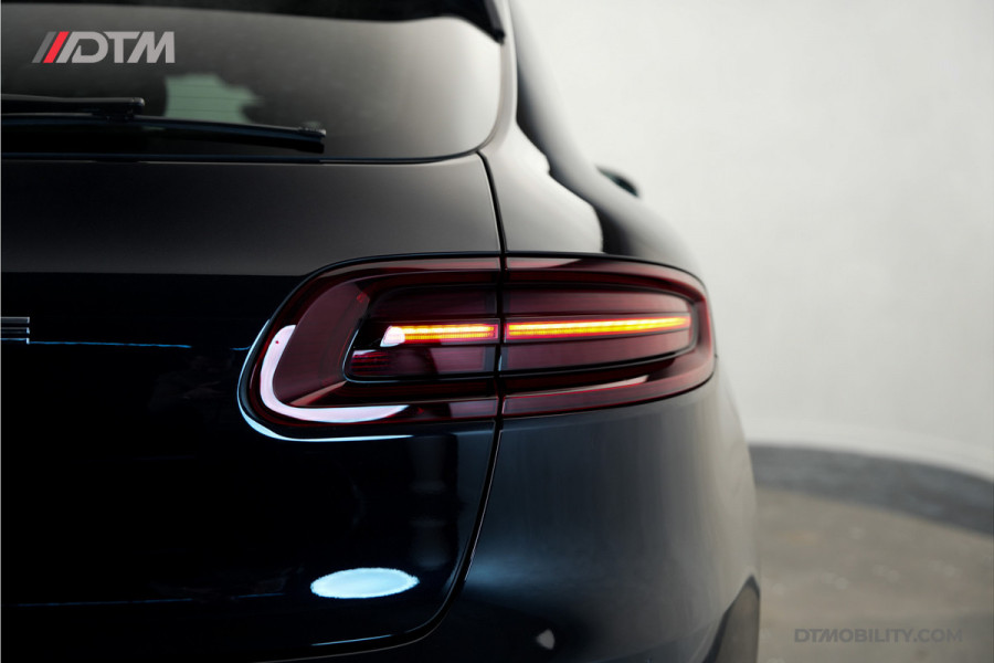 Porsche Macan 2.0 | Panoramadak | Elektrische Trekhaak | Keyless