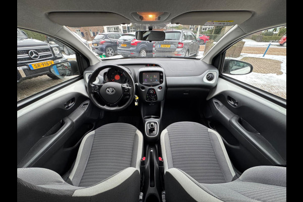 Toyota Aygo 1.0 VVT-i x-play 2018 AUT NAVI AIRCO CAMERA NAP!