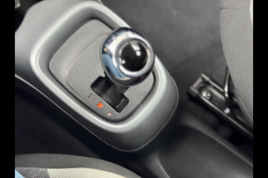 Toyota Aygo 1.0 VVT-i x-play 2018 AUT NAVI AIRCO CAMERA NAP!