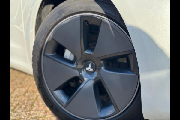 Tesla Model 3 Long Range RWD 75 kWh 2019 NAVI NAP