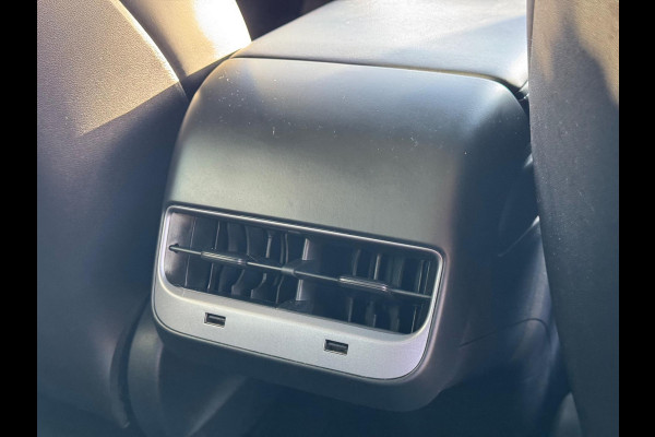 Tesla Model 3 Long Range RWD 75 kWh 2019 NAVI NAP