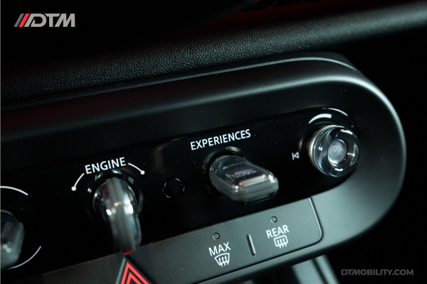 MINI Countryman 2.0S ALL4 JCW XL 300PK | Massage | Panoramadak | Elektrische Trekhaak |