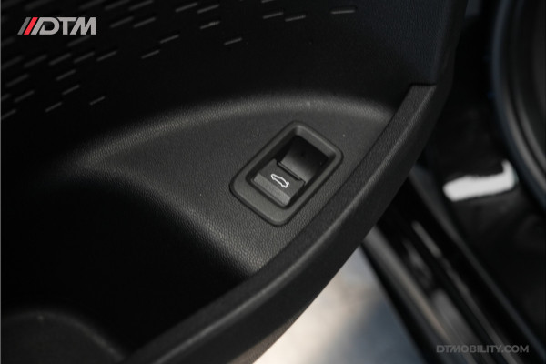 MINI Countryman 2.0S ALL4 JCW XL 300PK | Massage | Panoramadak | Elektrische Trekhaak |