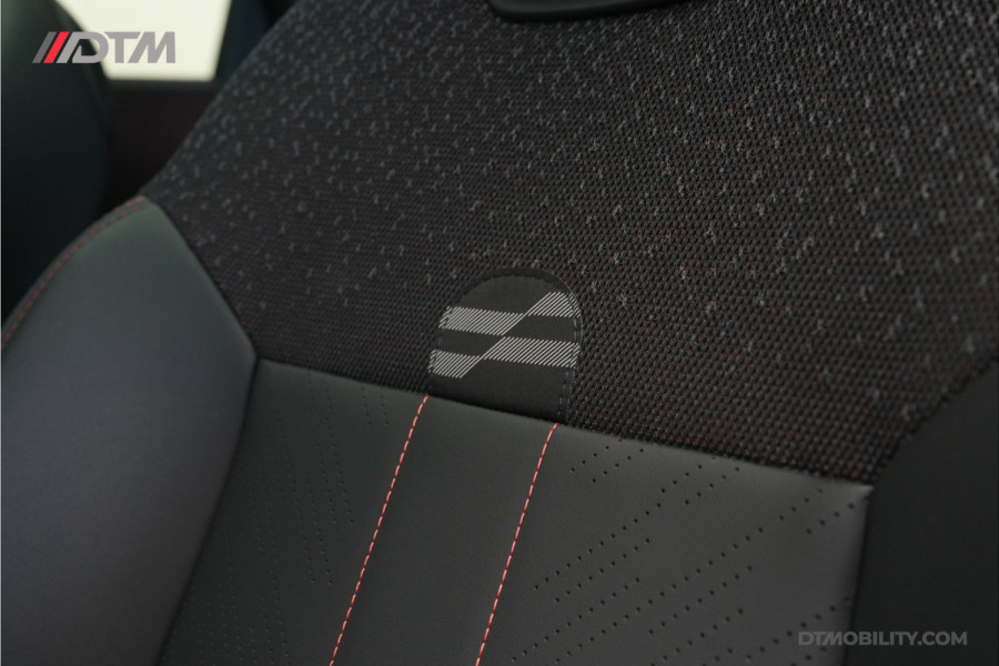 MINI Countryman 2.0S ALL4 JCW XL 300PK | Massage | Panoramadak | Elektrische Trekhaak |