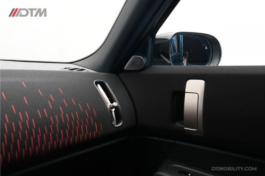 MINI Countryman 2.0S ALL4 JCW XL 300PK | Massage | Panoramadak | Elektrische Trekhaak |