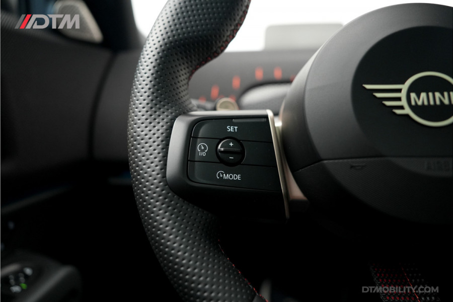 MINI Countryman 2.0S ALL4 JCW XL 300PK | Massage | Panoramadak | Elektrische Trekhaak |