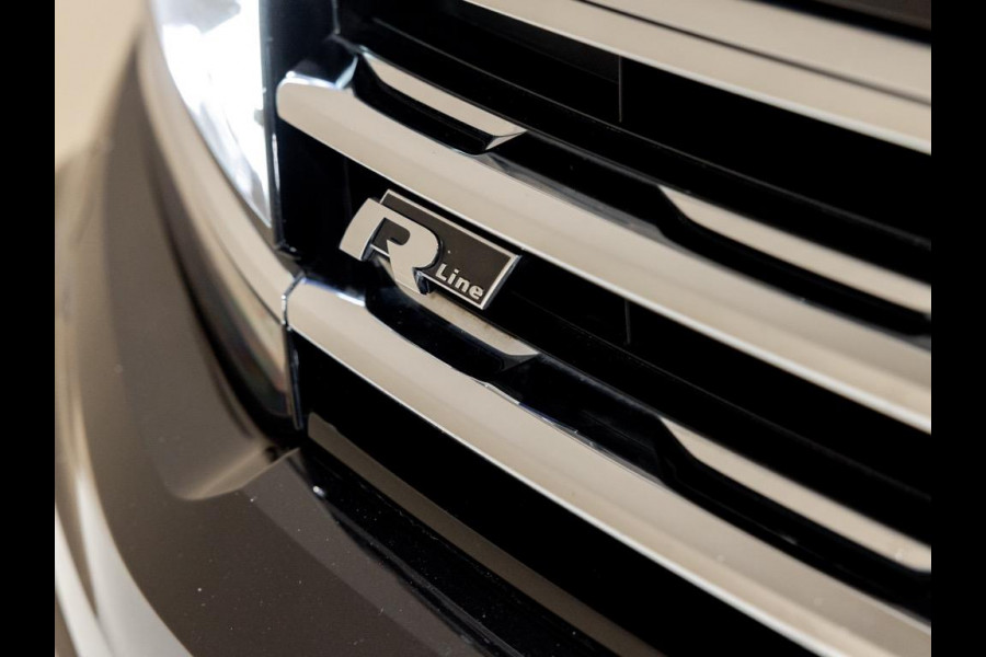 Volkswagen Tiguan 2.0 TSI 4Motion 2x R-Line / 230pk / Panoramadak / Trekhaak / Apple Carplay