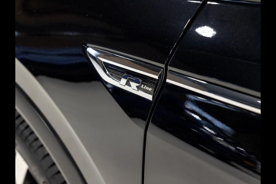 Volkswagen Tiguan 2.0 TSI 4Motion 2x R-Line / 230pk / Panoramadak / Trekhaak / Apple Carplay